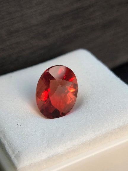 11.06 ct Purple Synthetic Gemstone — Oval