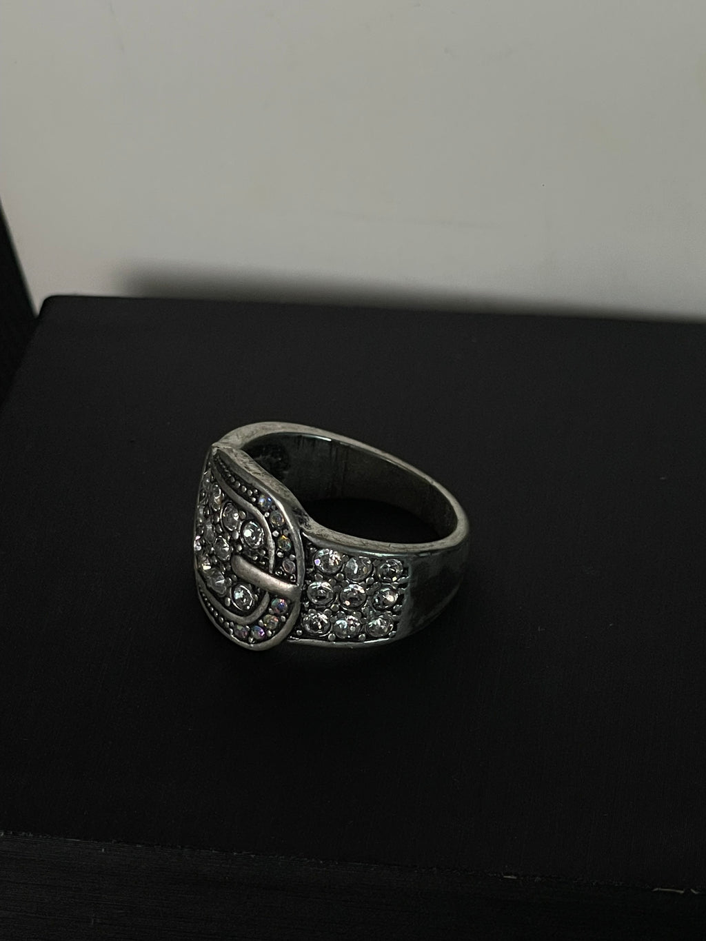 Premier Designs Buckle Ring