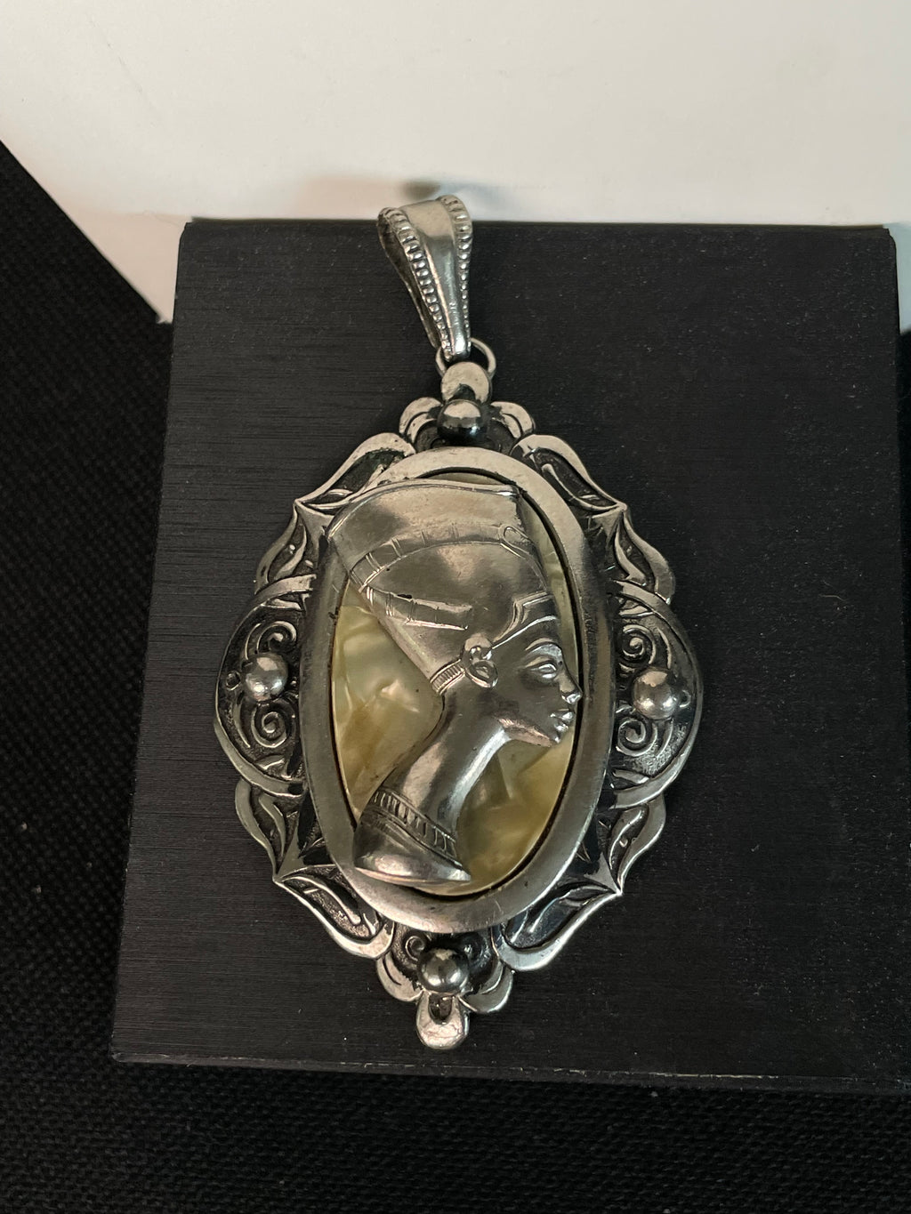 Vintage Sterling Silver Nefertiti Egyptian Ornate Pendant