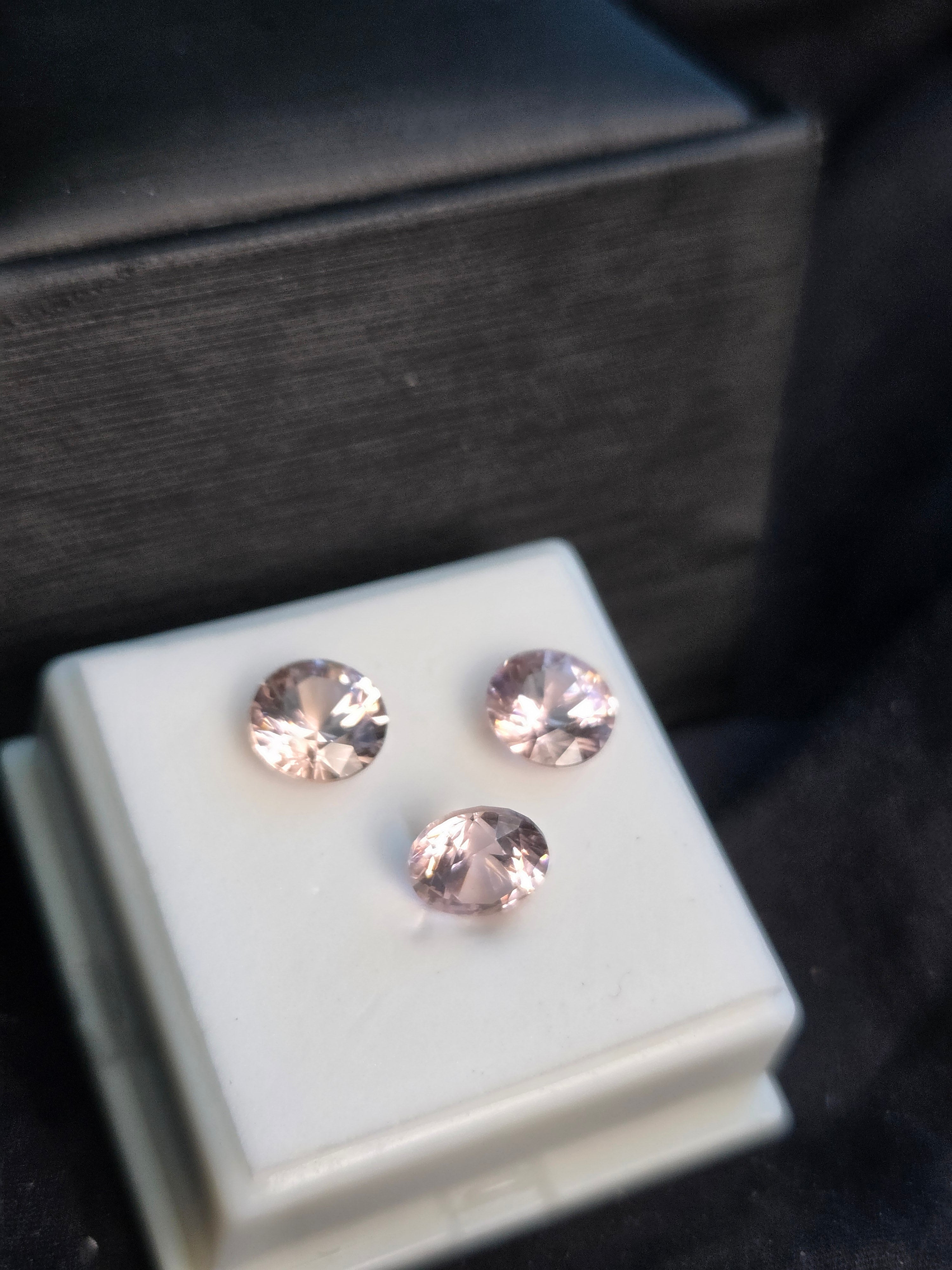 Pink YAG — Round Gemstones