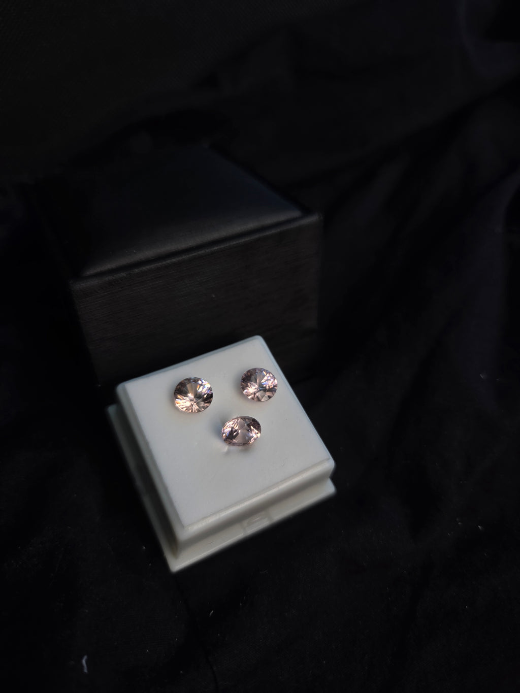 Pink YAG — Round Gemstones