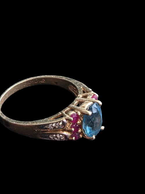 10kt  Gold Natural Blue Topaz & Ruby Ring cocktail ring